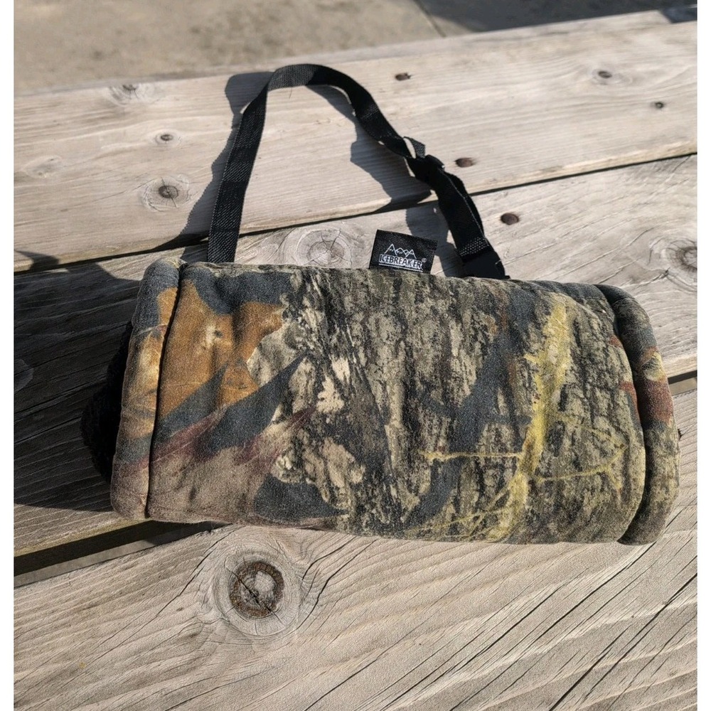 Icebreaker Camouflage Hand Warmer Plush Lined Hunting Muff Waist Strap Mossy Oak